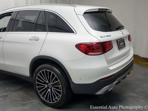 Used 2021 Mercedes-Benz GLC 300 4MATIC image 9