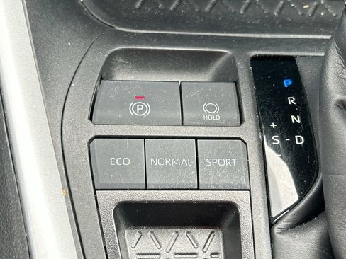 Used 2023 Toyota RAV4 XLE w/ Convenience Package FWD image 35