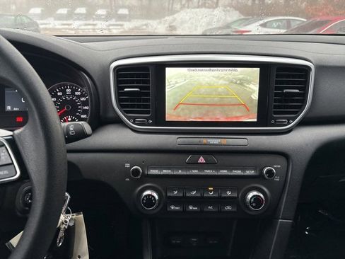Used 2020 Kia Sportage LX image 20
