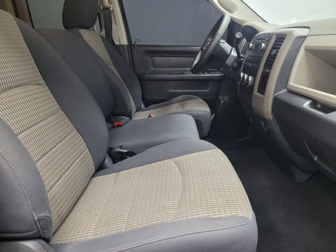Used 2012 RAM 1500 Express RWD image 21