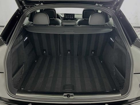 Certified 2023 Audi SQ5 Premium Plus w/ Premium Plus Package image 25