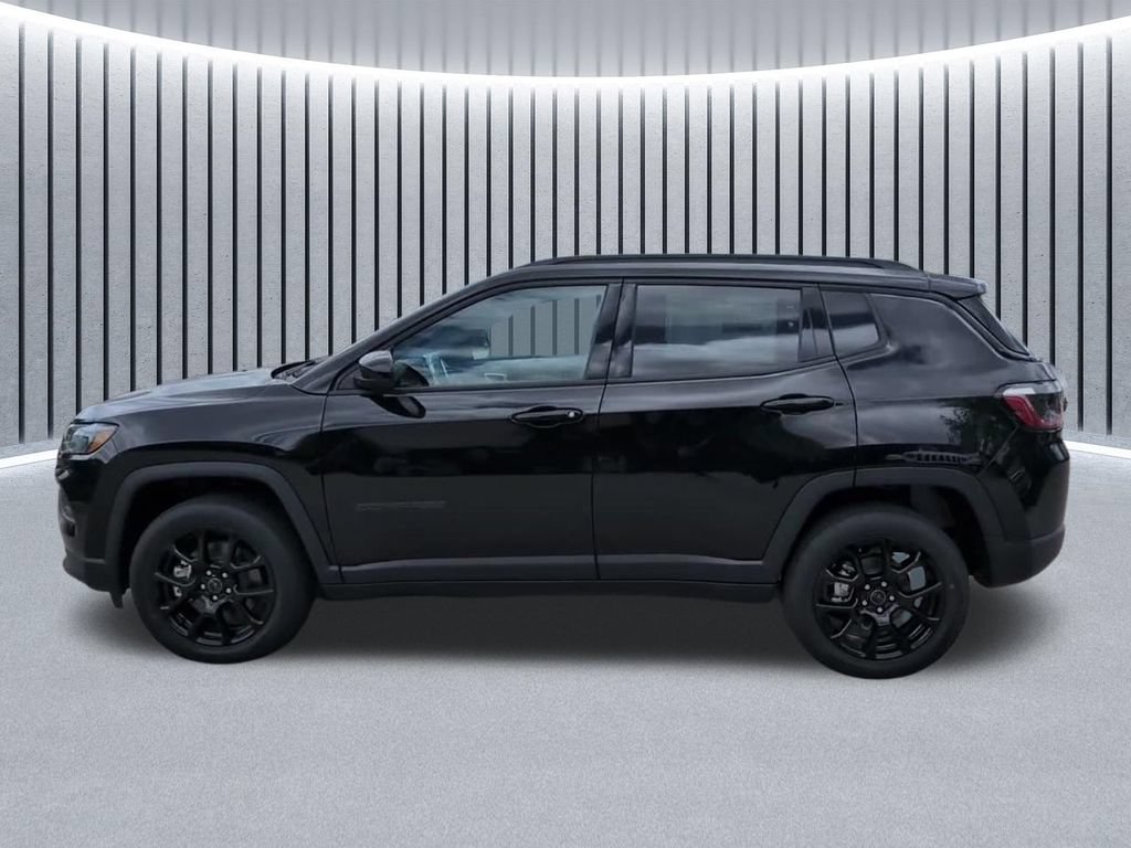 New 2026 Jeep Compass Latitude AWD/4WD image 15
