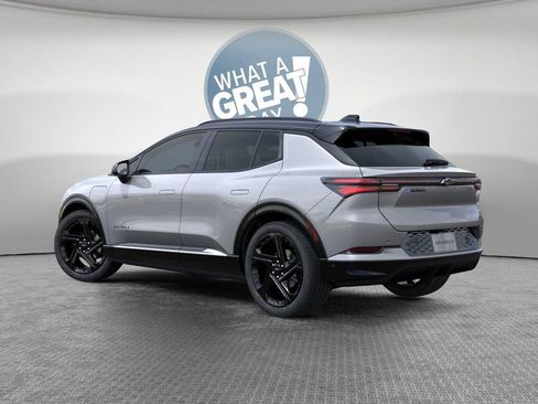 New 2026 Chevrolet Equinox EV RS FWD image 3