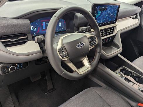 New 2026 Ford Explorer Active image 3