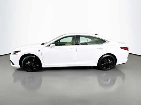 Used 2025 Lexus ES 350 w/ Accessory Package (Z2) image 4
