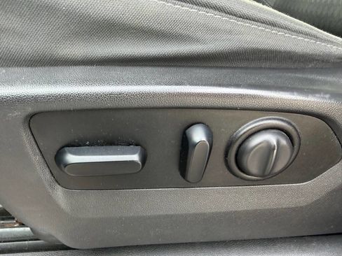 Used 2021 Chevrolet Silverado 2500 LT image 14