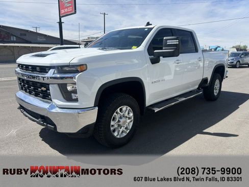 Used 2022 Chevrolet Silverado 2500 LT w/ Fleet Comfort Package AWD/4WD image 3