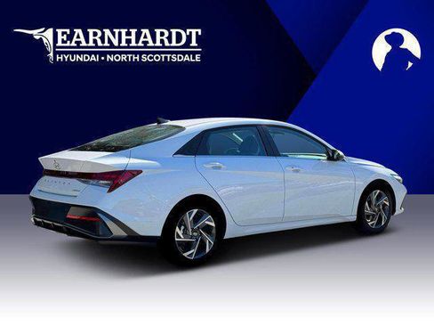 New 2026 Hyundai Elantra Limited image 7