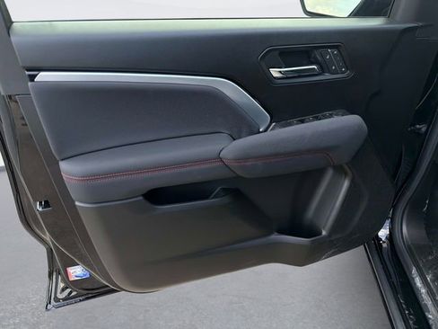 New 2026 Chevrolet Colorado Z71 w/ Technology Package AWD/4WD image 18