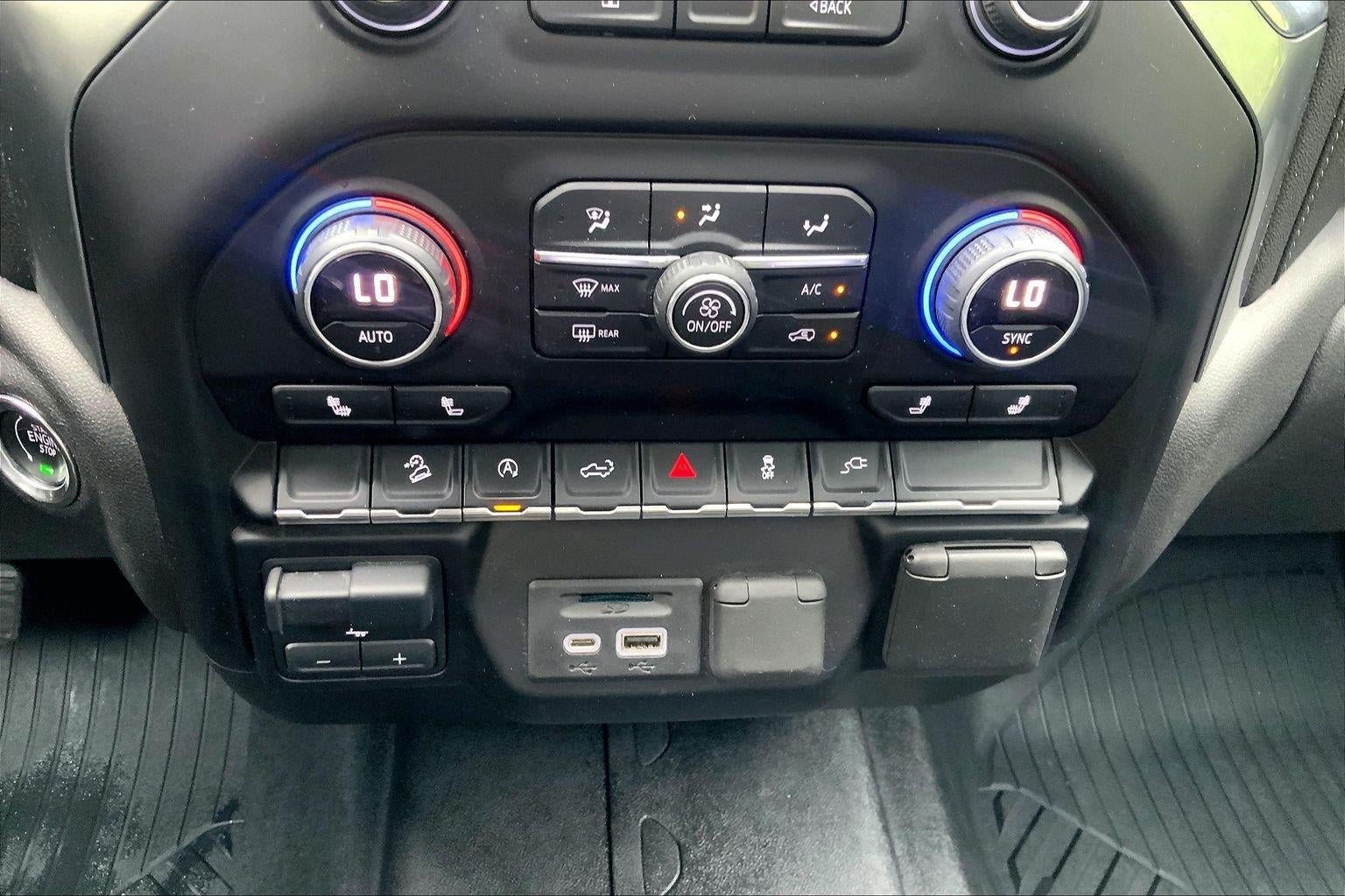 Used 2020 Chevrolet Silverado 1500 LT w/ Texas Edition AWD/4WD image 34