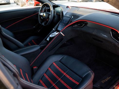 Used 2024 Ferrari Roma Spider image 29