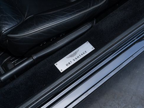 Used 2002 Aston Martin DB7 Vantage image 18