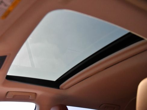 Used 2022 Lexus RX 350L FWD w/ Premium Package image 36