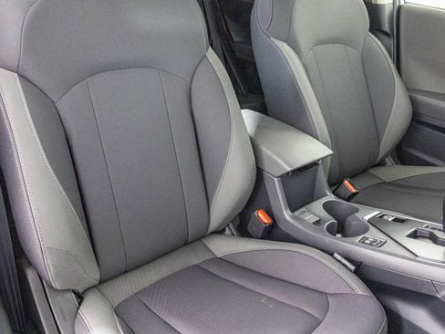 Used 2025 Subaru Crosstrek 2.0i Premium image 40