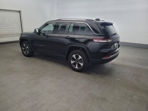 Used 2023 Jeep Grand Cherokee 4WD 4xe image 3