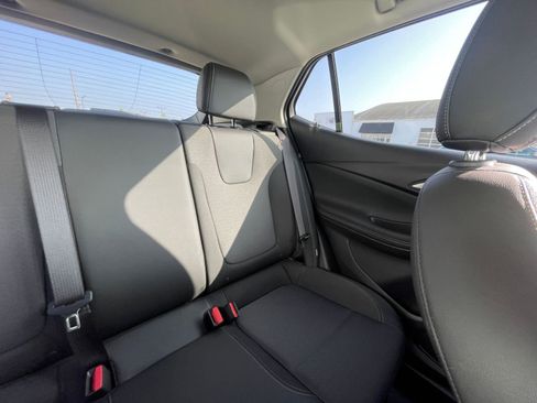 Used 2025 Buick Encore GX Preferred image 37