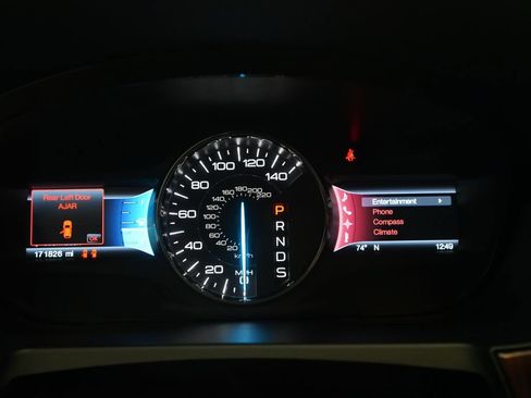 Used 2013 Ford Edge Limited AWD/4WD image 2
