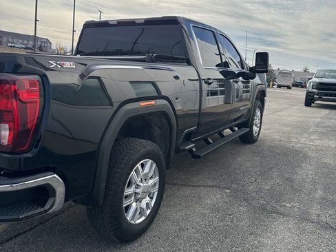 Used 2021 GMC Sierra 2500 SLE w/ SLE Value Package; image 8