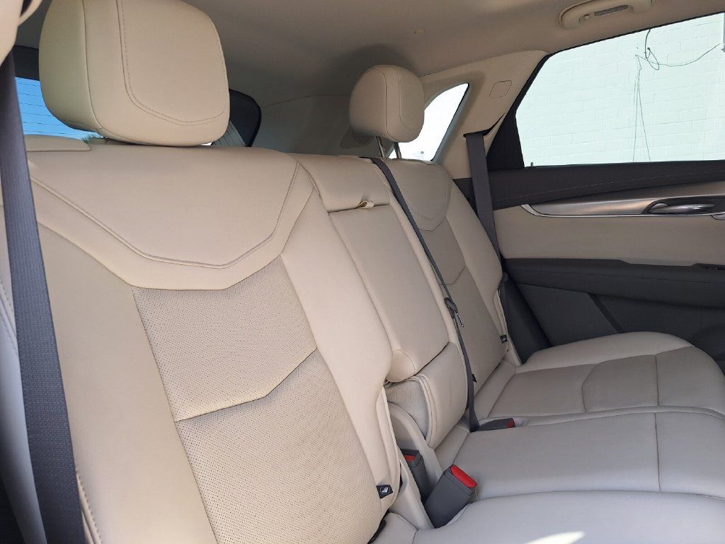 Used 2022 Cadillac XT5 Premium Luxury FWD image 29