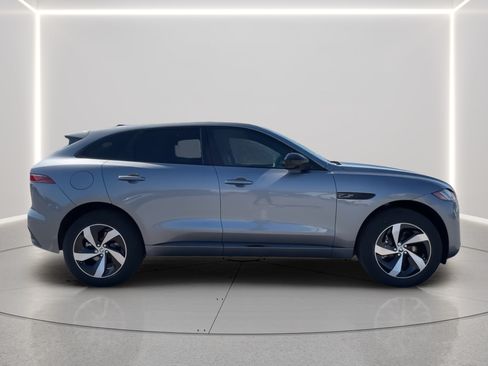 Used 2025 Jaguar F-PACE R-Dynamic S AWD/4WD image 7