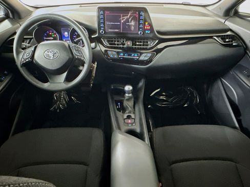 Used 2019 Toyota C-HR LE FWD image 26