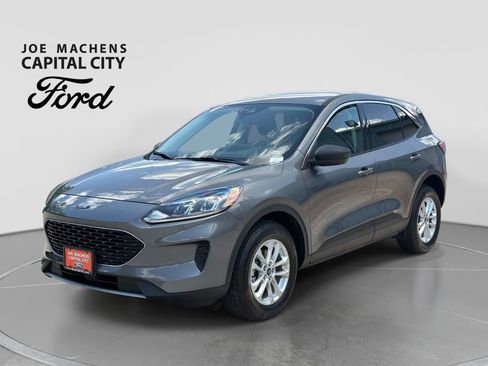 Used 2022 Ford Escape SE AWD/4WD image 9