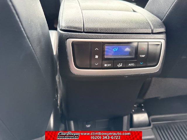 Used 2018 Toyota Highlander XLE w/ Protection Package #3 AWD/4WD image 31
