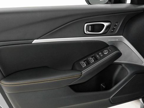 Used 2026 Acura Integra A-Spec w/ Technology Package FWD image 9
