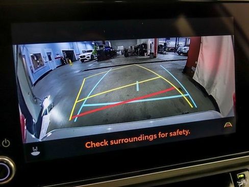 Certified 2025 Toyota Camry SE FWD image 18
