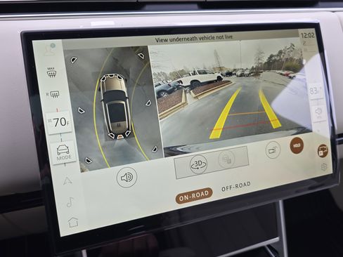 New 2026 Land Rover Range Rover SE image 23