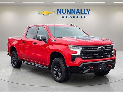 Used 2023 Chevrolet Silverado 1500 LT Trail Boss w/ Convenience Package II image 7