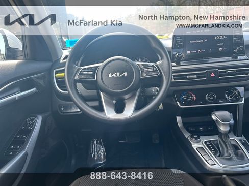 Used 2022 Kia Seltos LX AWD/4WD image 14