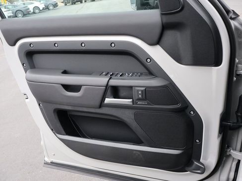 New 2026 Land Rover Defender 110 S image 36