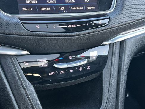 Used 2017 Cadillac XT5 Luxury w/ Driver Awareness Package image 17