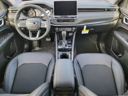 New 2026 Jeep Compass Latitude AWD/4WD image 25