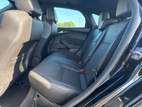Used 2015 Ford Focus ST w/ Equipment Group 402A image 9