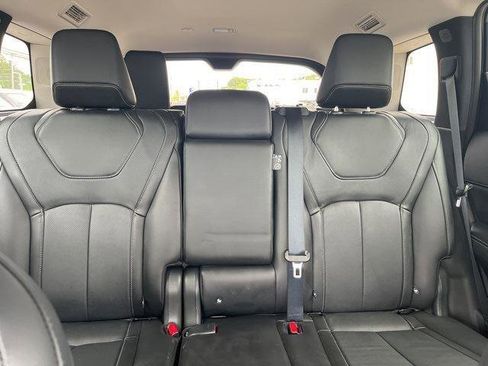 Certified 2025 INFINITI QX60 Luxe w/ Vision Package image 19