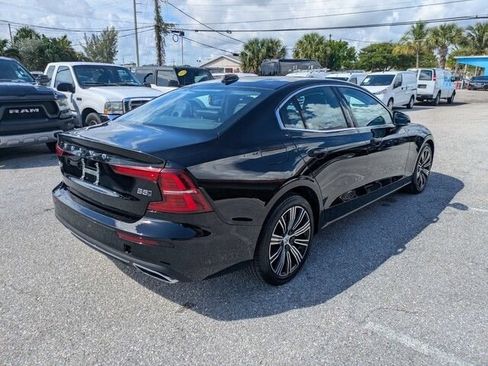 Used 2022 Volvo S60 B5 Inscription AWD/4WD image 7