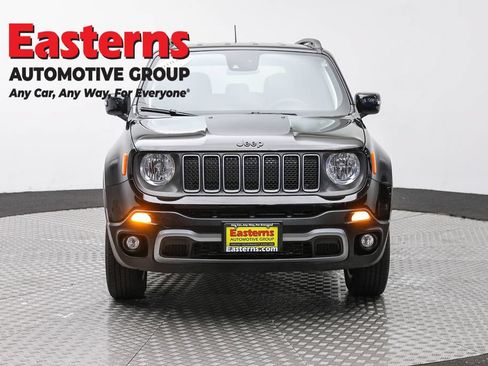 Used 2023 Jeep Renegade Latitude AWD/4WD image 2