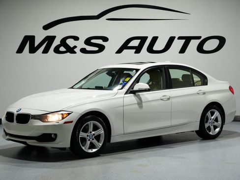 Used 2015 BMW 320i xDrive Sedan image 4