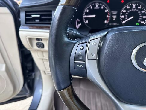 Used 2015 Lexus ES 350 image 23
