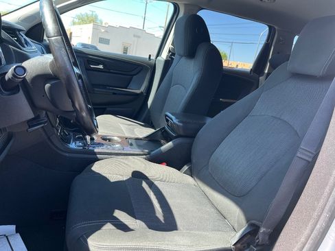 Used 2016 Chevrolet Traverse LT FWD image 24
