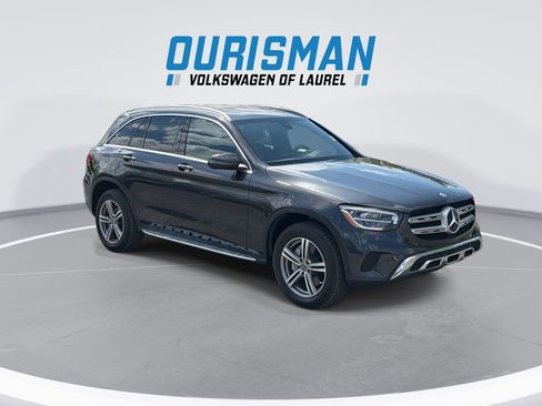 Used 2021 Mercedes-Benz GLC 300 4MATIC image 2