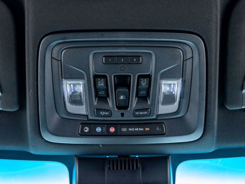 Used 2022 GMC Sierra 1500 AT4 w/ AT4 Premium Package image 29