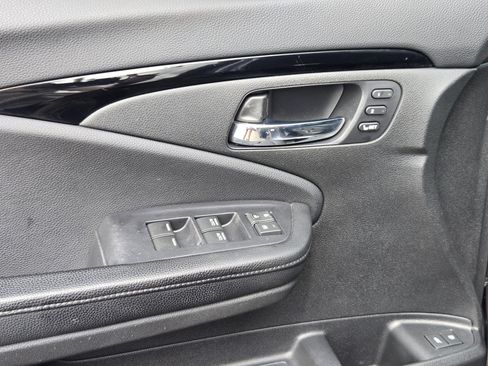 Used 2019 Honda Passport Elite image 11