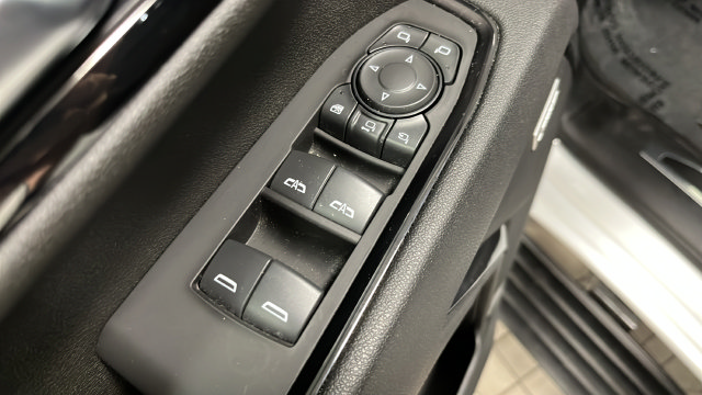 Used 2025 GMC Sierra 2500 AT4 w/ AT4 Premium Plus Package AWD/4WD image 21