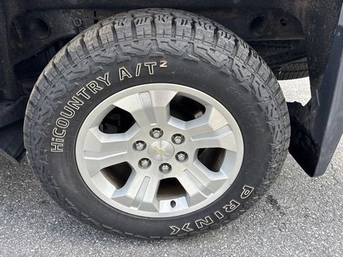 Used 2017 Chevrolet Silverado 1500 LT w/ All Star Edition AWD/4WD image 16