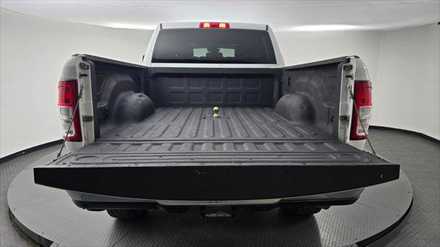 Used 2024 RAM 2500 Big Horn w/ Off Road Package AWD/4WD image 19