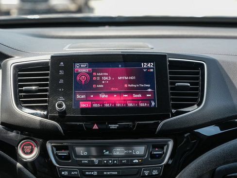 Used 2023 Honda Ridgeline Black Edition image 17