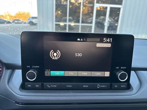 Used 2025 Honda Accord LX image 19